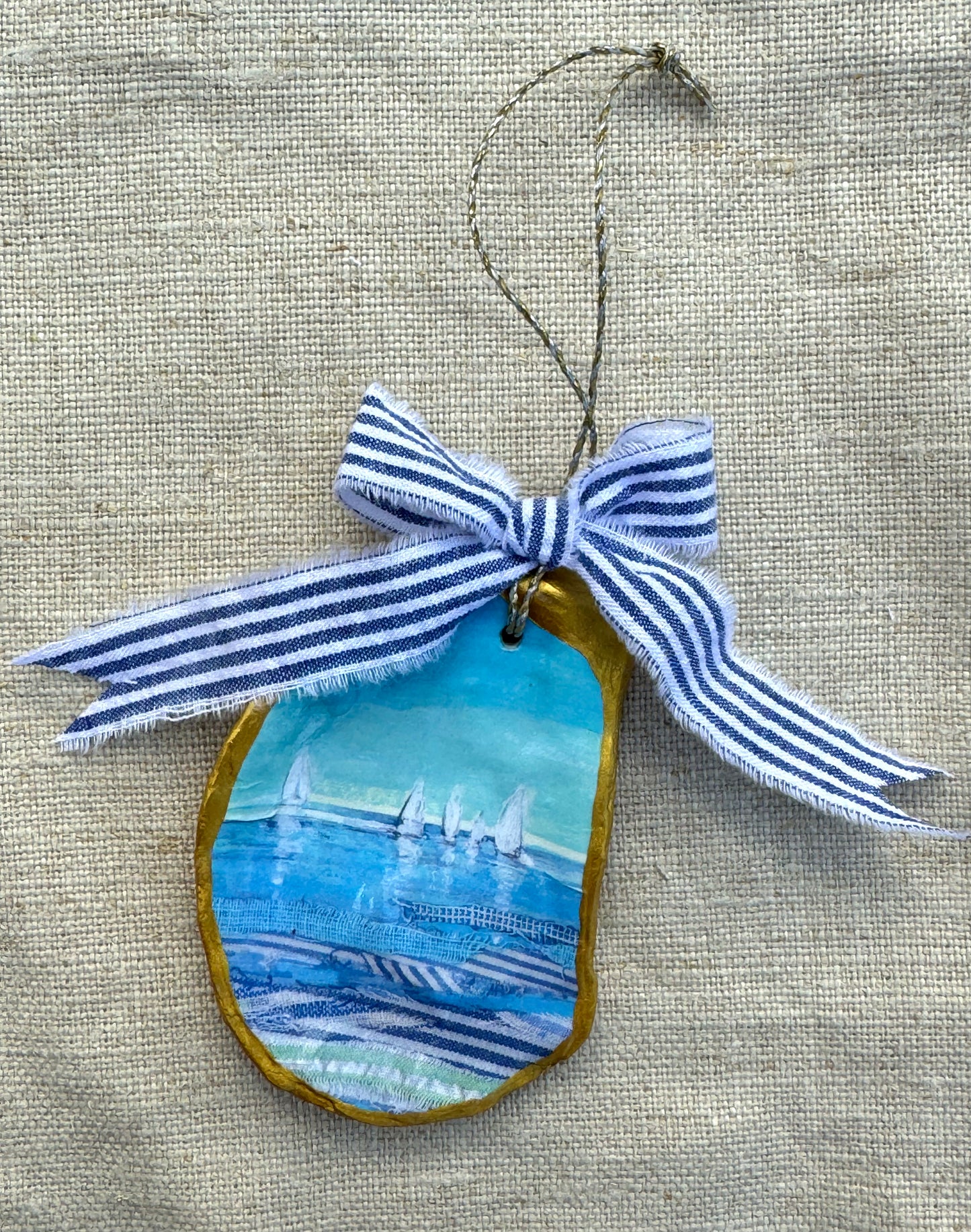 Oyster Ornament - Turquoise Waters