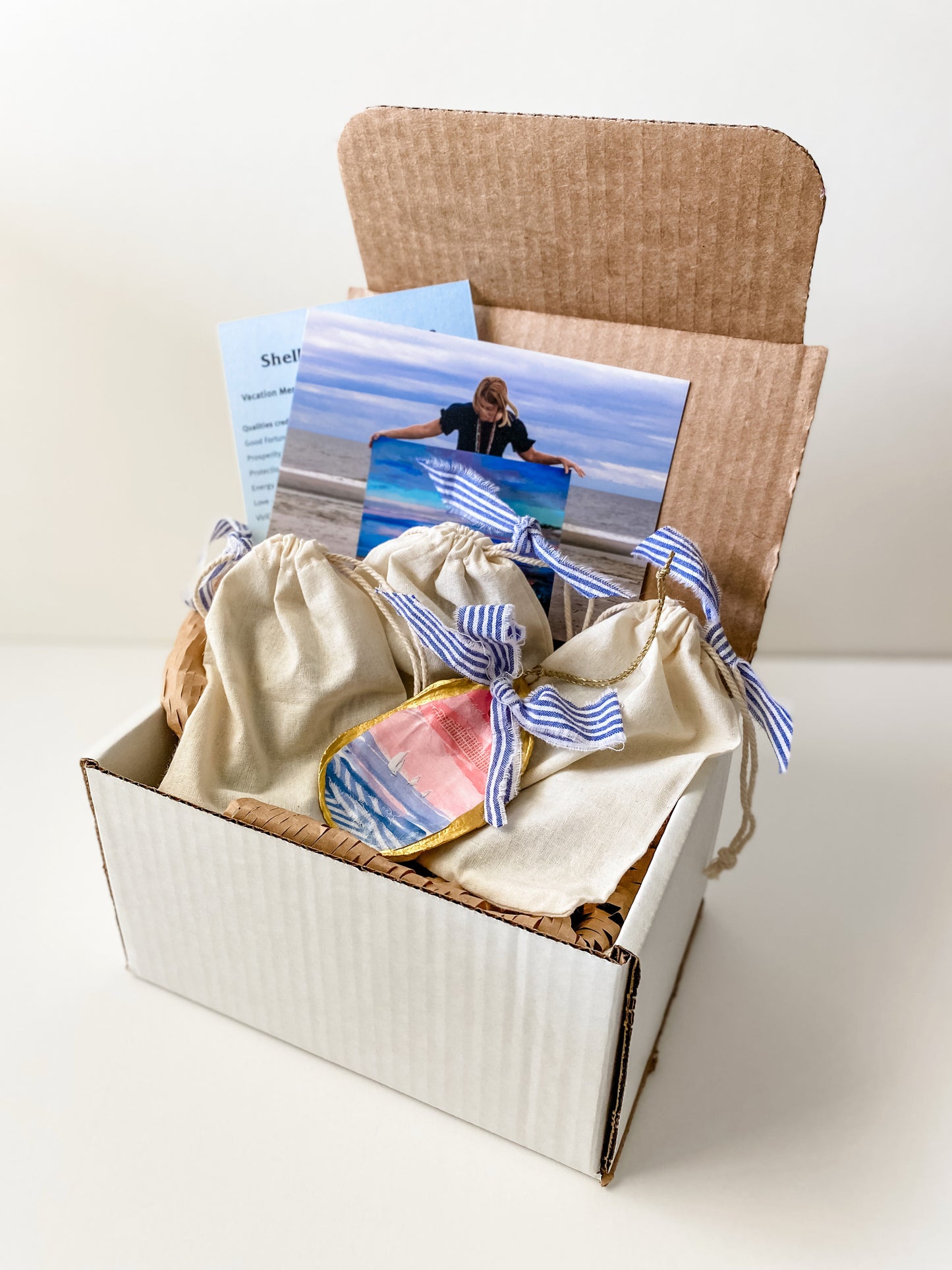 Oyster Ornament - Golden Hour