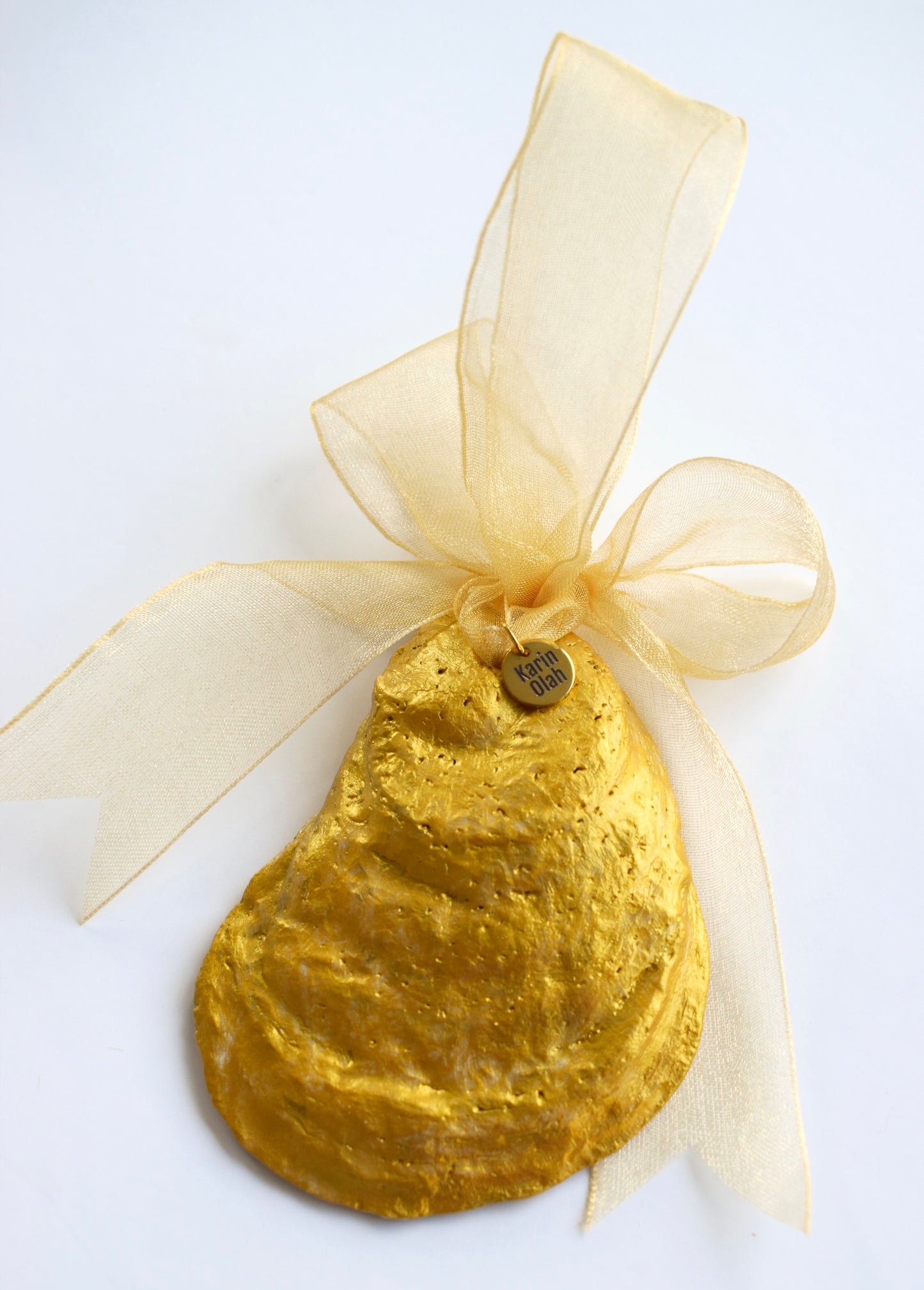 Oyster Ornament - Magnolia