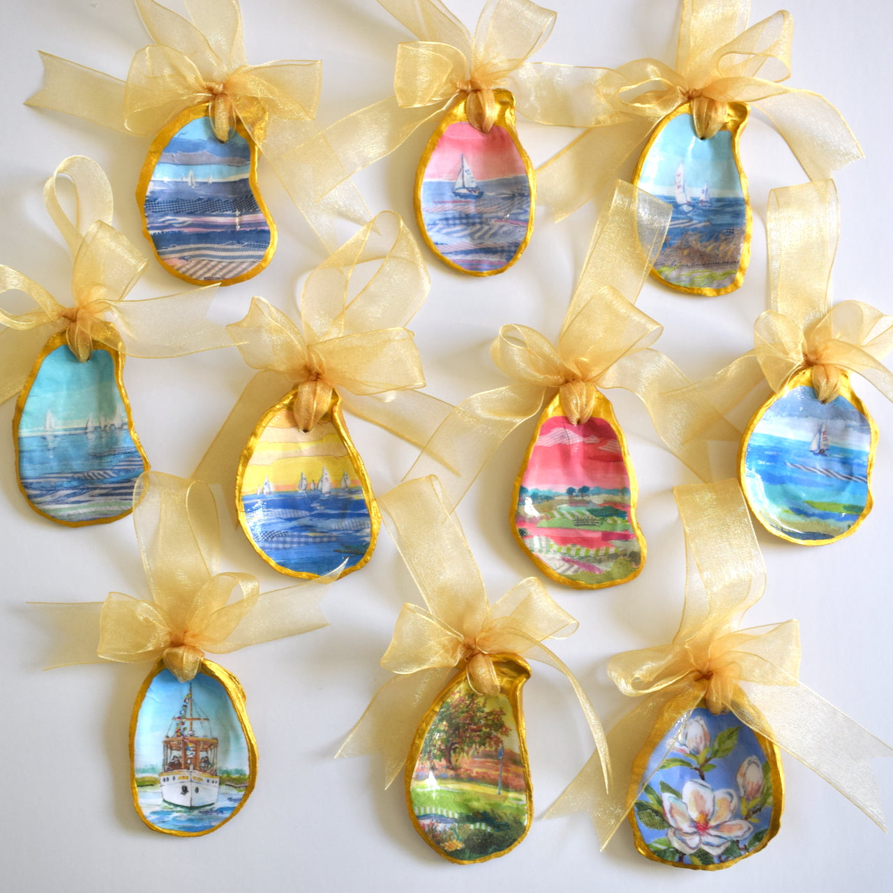 Oyster Ornament - Magnolia