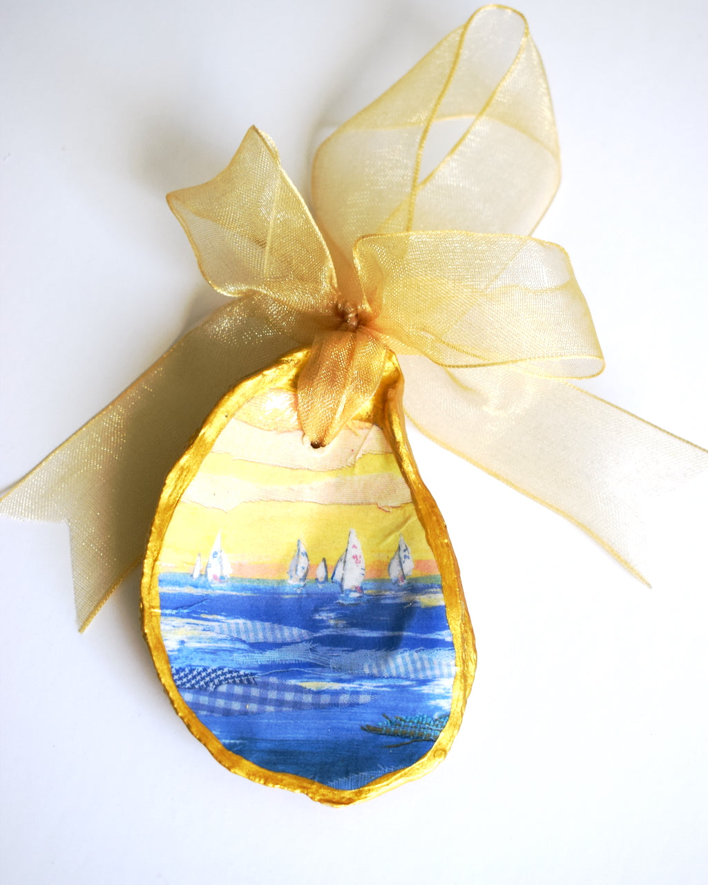 Oyster Ornament - Golden Hour